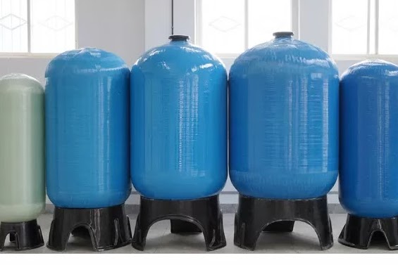 خزانات بلاستيكية من البلاستيك المقوى بالألياف الزجاجية في الاردن 